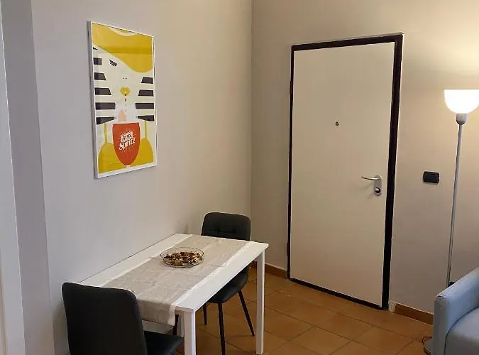 Cozzi Apartment